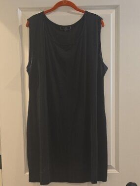 L&B Black Sleeveless Dress
